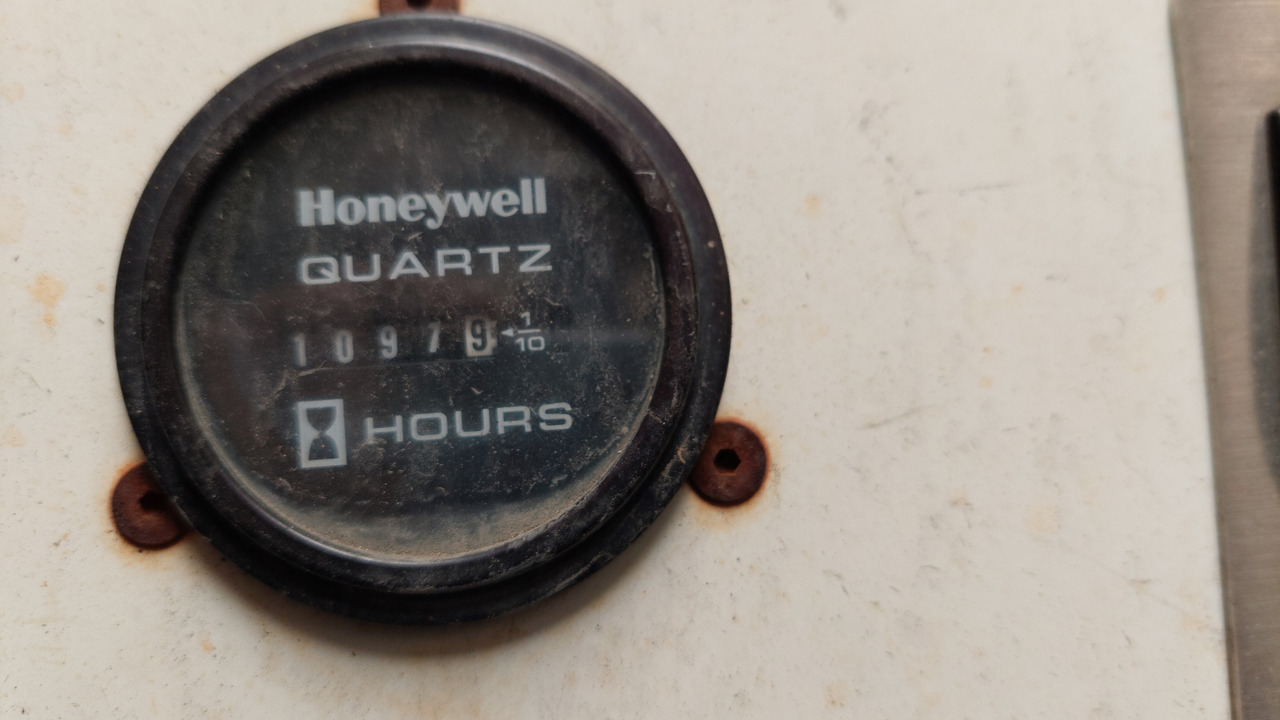 CBL2000E Belt Loader Charlatte - Lidmašīnas lentes konveijers: foto 3 CBL2000E Belt Loader Charlatte - Lidmašīnas lentes konveijers: foto 3