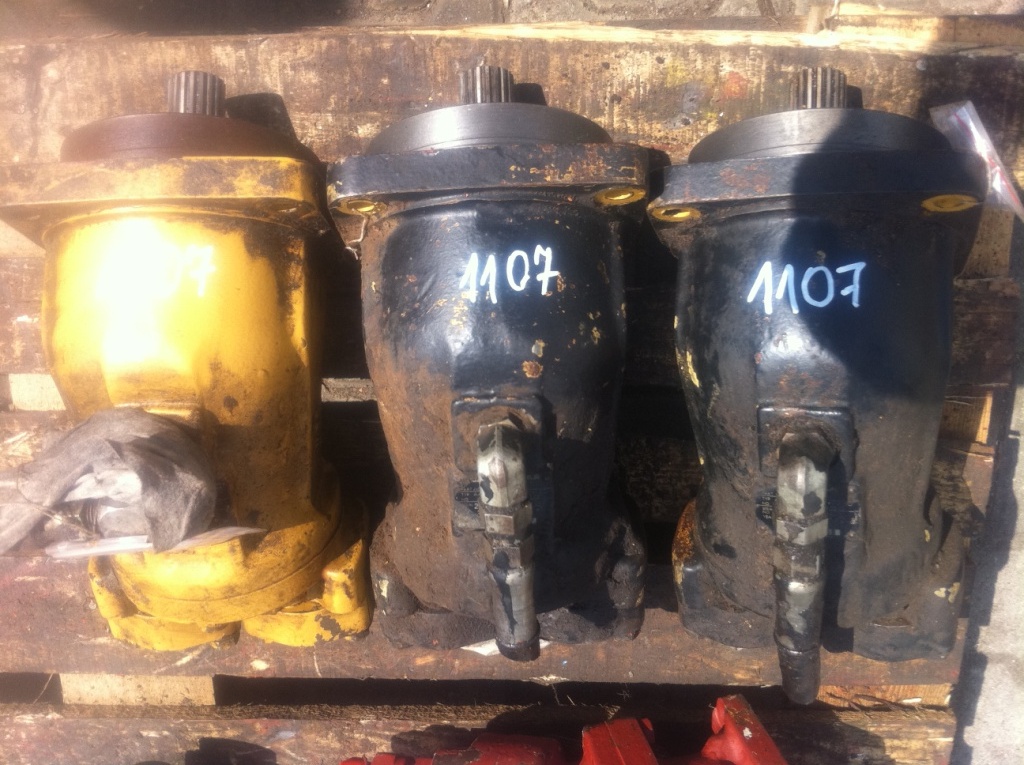 CATERPILLAR AA2F80W61Z1-S0416704 211.19.02.029T0670 - Hidrauliskais motors - Kāpurķēžu ekskavators: foto 1 CATERPILLAR AA2F80W61Z1-S0416704 211.19.02.029T0670 - Hidrauliskais motors - Kāpurķēžu ekskavators: foto 1