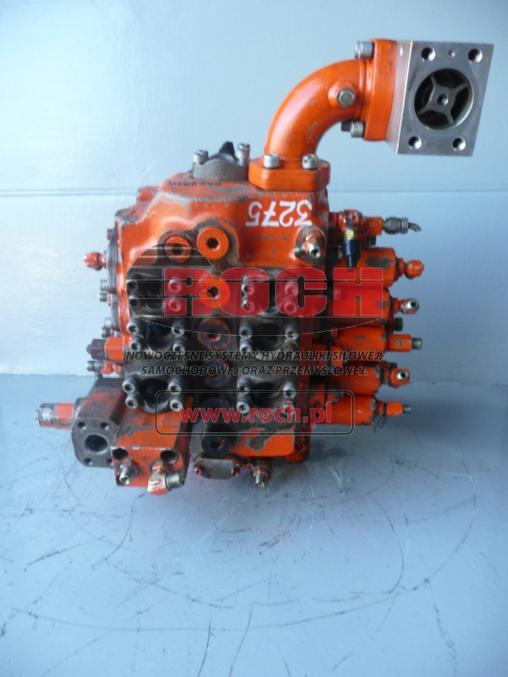 DAEWOO DX28-75 1C0389 330-5 389 - 10 SEKCYJNY - Hidrauliskais vārsts: foto 1 DAEWOO DX28-75 1C0389 330-5 389 - 10 SEKCYJNY - Hidrauliskais vārsts: foto 1