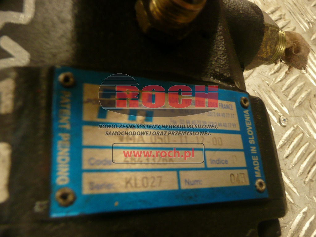 POCLAIN HYDRAULIC VMA050-T1-12-00 4843326K KL027 NUM 043 4000428 - 2 SEKCYJNY + CEWKI - Hidrauliskais vārsts: foto 2 POCLAIN HYDRAULIC VMA050-T1-12-00 4843326K KL027 NUM 043 4000428 - 2 SEKCYJNY + CEWKI - Hidrauliskais vārsts: foto 2