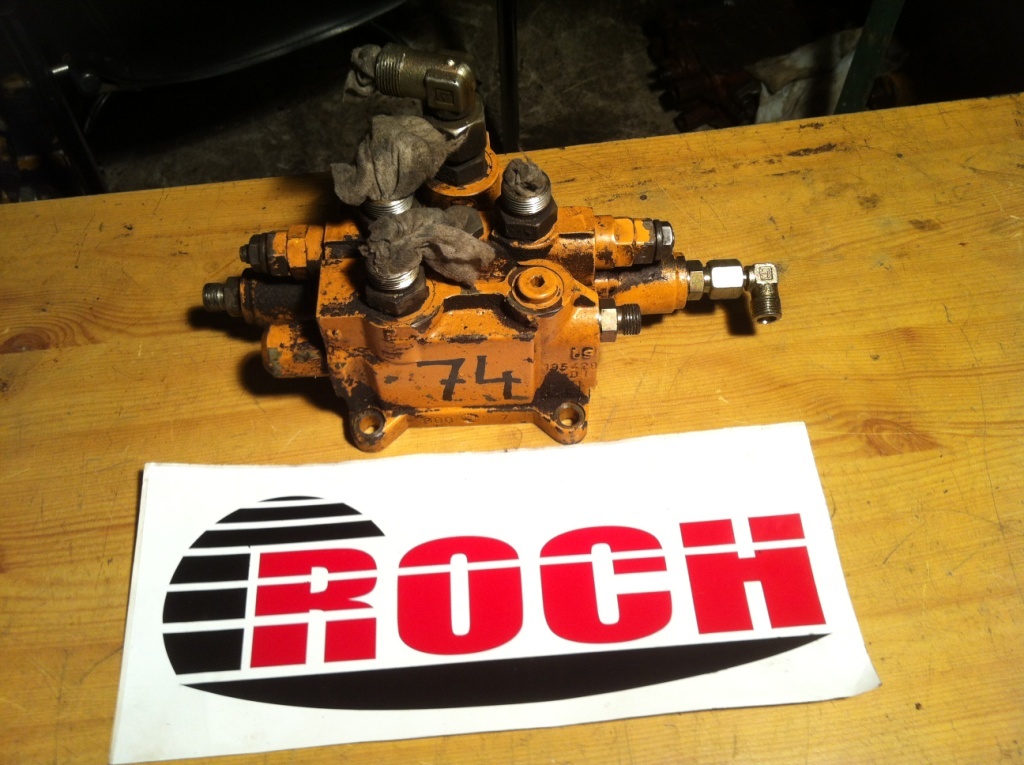 REXROTH SIGMA 222651/03 D3343674 19207001 - 1 SEKCYJNY - Hidrauliskais vārsts - Ekskavators: foto 1 REXROTH SIGMA 222651/03 D3343674 19207001 - 1 SEKCYJNY - Hidrauliskais vārsts - Ekskavators: foto 1