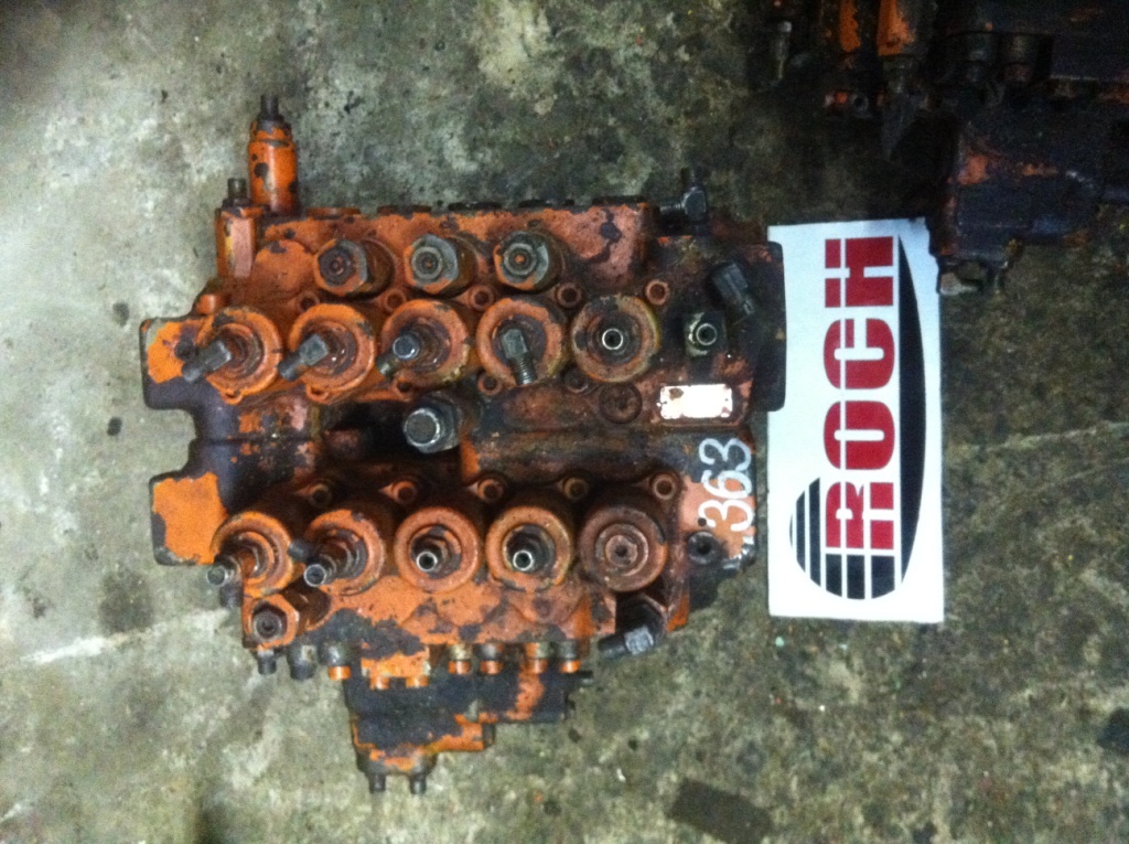 SHIBAURA DX28-3 - 10 SEKCYJNY - Hidrauliskais vārsts - Celtniecības tehnika: foto 1 SHIBAURA DX28-3 - 10 SEKCYJNY - Hidrauliskais vārsts - Celtniecības tehnika: foto 1