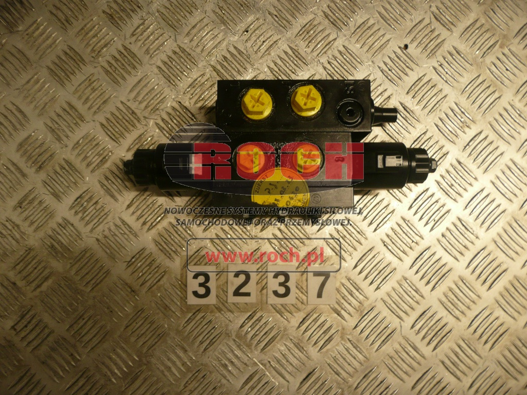 WIRTGEN 100752767 3091600 L230704894 236305 + CEWKA 47-2778 PA6-GS30 - Hidrauliskais vārsts: foto 1 WIRTGEN 100752767 3091600 L230704894 236305 + CEWKA 47-2778 PA6-GS30 - Hidrauliskais vārsts: foto 1