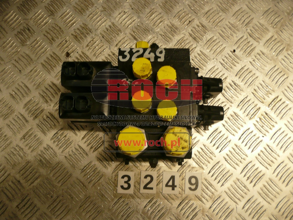 WIRTGEN 3149760 83119882 - 2 SEKCYJNY + 11172734 11-32VDC - Hidrauliskais vārsts: foto 2 WIRTGEN 3149760 83119882 - 2 SEKCYJNY + 11172734 11-32VDC - Hidrauliskais vārsts: foto 2