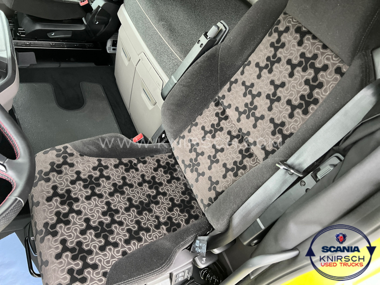 SCANIA S590A6X4NB - Vilcējs: foto 4 SCANIA S590A6X4NB - Vilcējs: foto 4