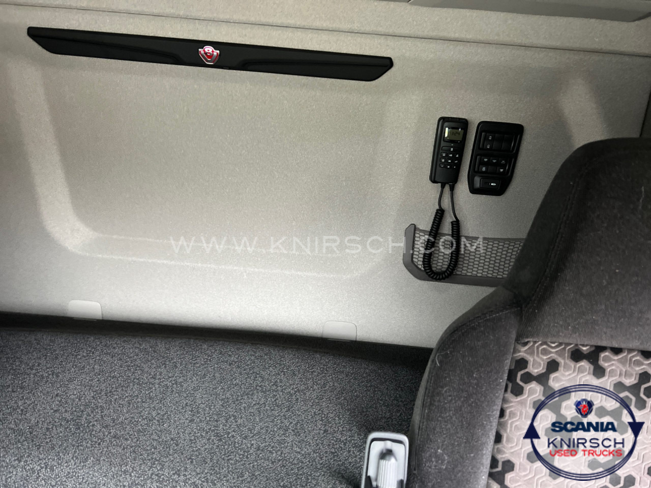 SCANIA S590A6X4NB - Vilcējs: foto 3 SCANIA S590A6X4NB - Vilcējs: foto 3