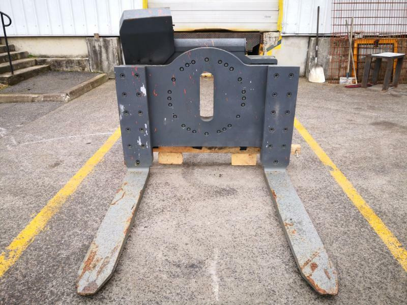 Combilift 360° - Dakšas: foto 1 Combilift 360° - Dakšas: foto 1