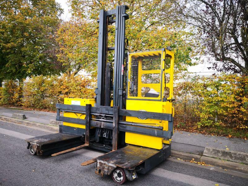 Combilift C3000EST - Četru pušu autokrāvējs: foto 1 Combilift C3000EST - Četru pušu autokrāvējs: foto 1