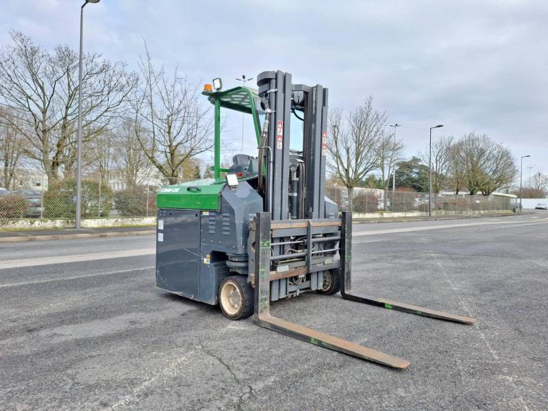 Combilift CBE2500 - Četru pušu autokrāvējs: foto 2 Combilift CBE2500 - Četru pušu autokrāvējs: foto 2