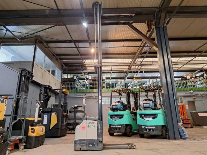 Krautņotājs Crown ES4000-1.6: foto 9