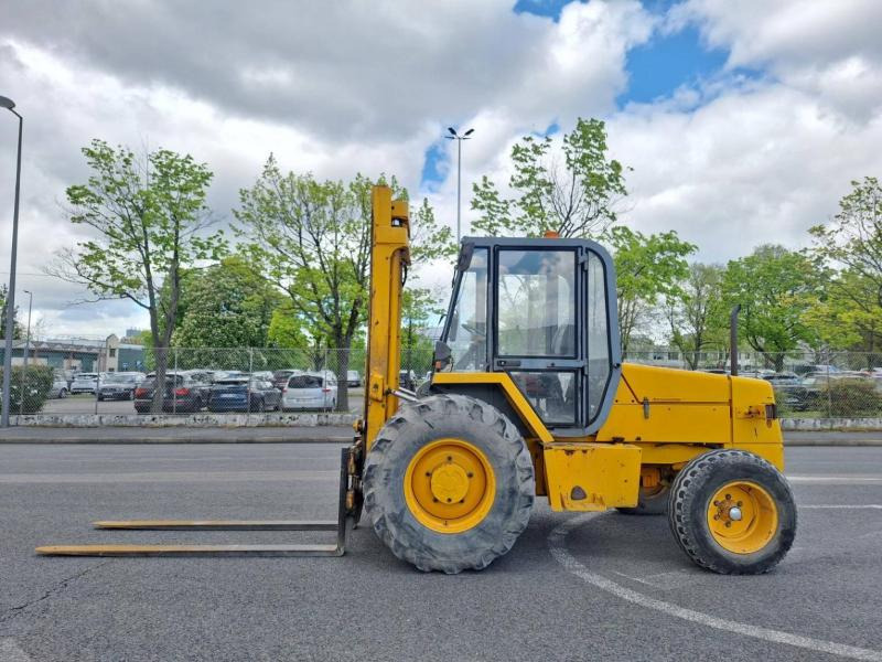 Jcb 930-2 - Bezceļu autokrāvējs: foto 4 Jcb 930-2 - Bezceļu autokrāvējs: foto 4