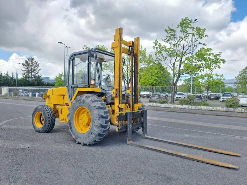 Jcb 930-2 - Bezceļu autokrāvējs: foto 1 Jcb 930-2 - Bezceļu autokrāvējs: foto 1