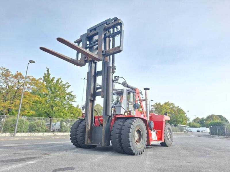 Kalmar DCF370-1200 - Dīzeļiekrāvējs: foto 1 Kalmar DCF370-1200 - Dīzeļiekrāvējs: foto 1