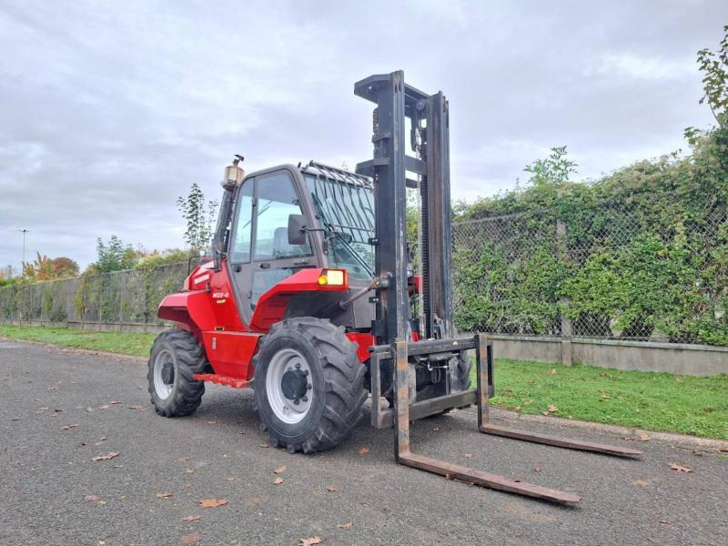 Manitou M26-4 T3B - Bezceļu autokrāvējs: foto 2 Manitou M26-4 T3B - Bezceļu autokrāvējs: foto 2