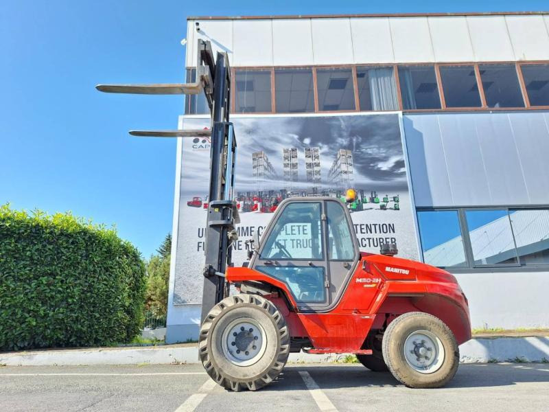 Bezceļu autokrāvējs Manitou M50-2 H: foto 9