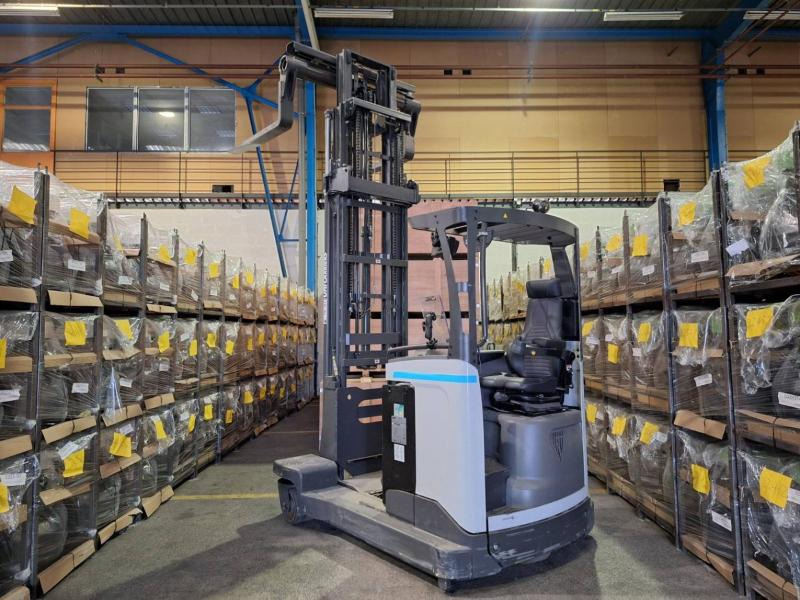 Četru pušu autokrāvējs UniCarriers 250DTFVRE635UFW: foto 15