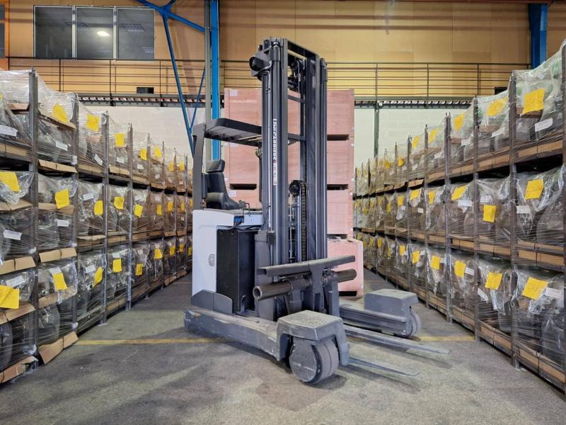 UniCarriers 250DTFVRE635UFW - Četru pušu autokrāvējs: foto 2 UniCarriers 250DTFVRE635UFW - Četru pušu autokrāvējs: foto 2