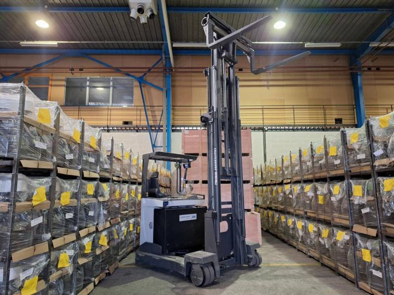 Četru pušu autokrāvējs UniCarriers 250DTFVRE635UFW: foto 18