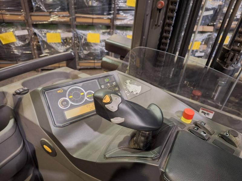 Četru pušu autokrāvējs UniCarriers 250DTFVRE635UFW: foto 23