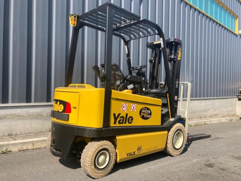 Yale ERP30 ALF - Elektroiekrāvējs: foto 3 Yale ERP30 ALF - Elektroiekrāvējs: foto 3