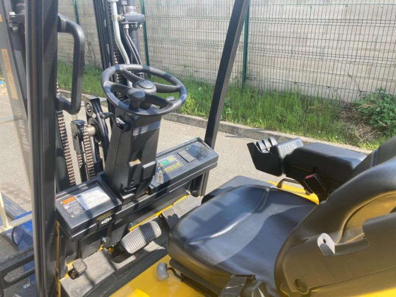 Yale ERP30 ALF - Elektroiekrāvējs: foto 4 Yale ERP30 ALF - Elektroiekrāvējs: foto 4
