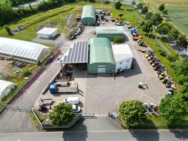 Unimog 406, EZ 73, Kipper, Seilwinde, Zapfwelle vorne - Kravas automašīna pašizgāzējs: foto 4 Unimog 406, EZ 73, Kipper, Seilwinde, Zapfwelle vorne - Kravas automašīna pašizgāzējs: foto 4