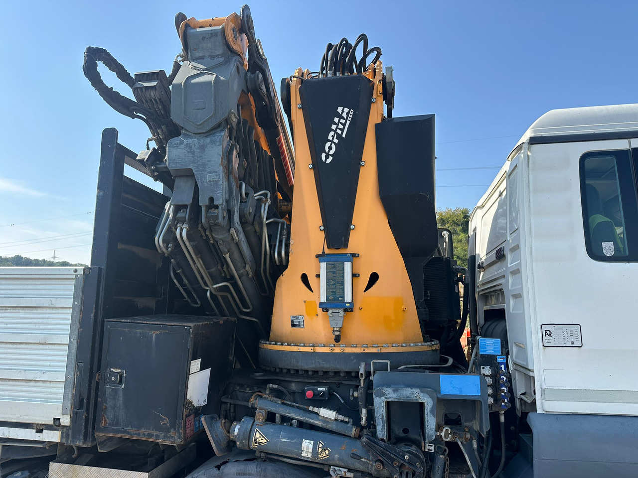 MAN TGS 41.440 Hiab Palfinger Fassi Copma 870 - Kravas auto ar manipulatoru: foto 3 MAN TGS 41.440 Hiab Palfinger Fassi Copma 870 - Kravas auto ar manipulatoru: foto 3