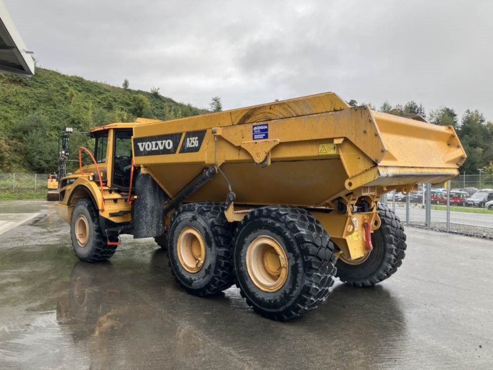 Volvo A25G - Artikulētias pašizgāzējs: foto 3 Volvo A25G - Artikulētias pašizgāzējs: foto 3