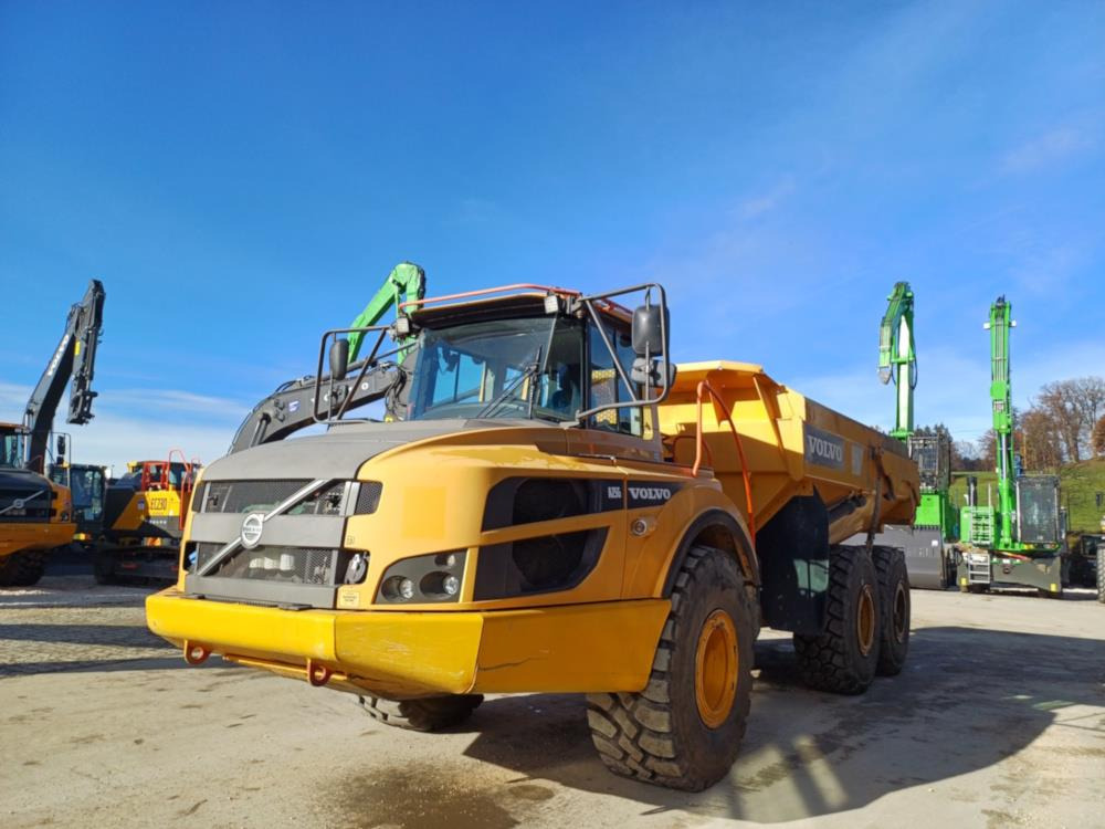 Volvo A25G - Artikulētias pašizgāzējs: foto 4 Volvo A25G - Artikulētias pašizgāzējs: foto 4