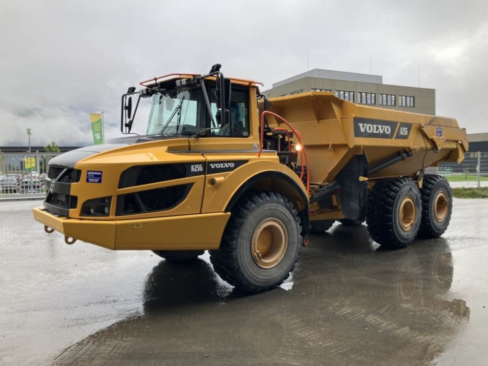 Volvo A25G - Artikulētias pašizgāzējs: foto 4 Volvo A25G - Artikulētias pašizgāzējs: foto 4