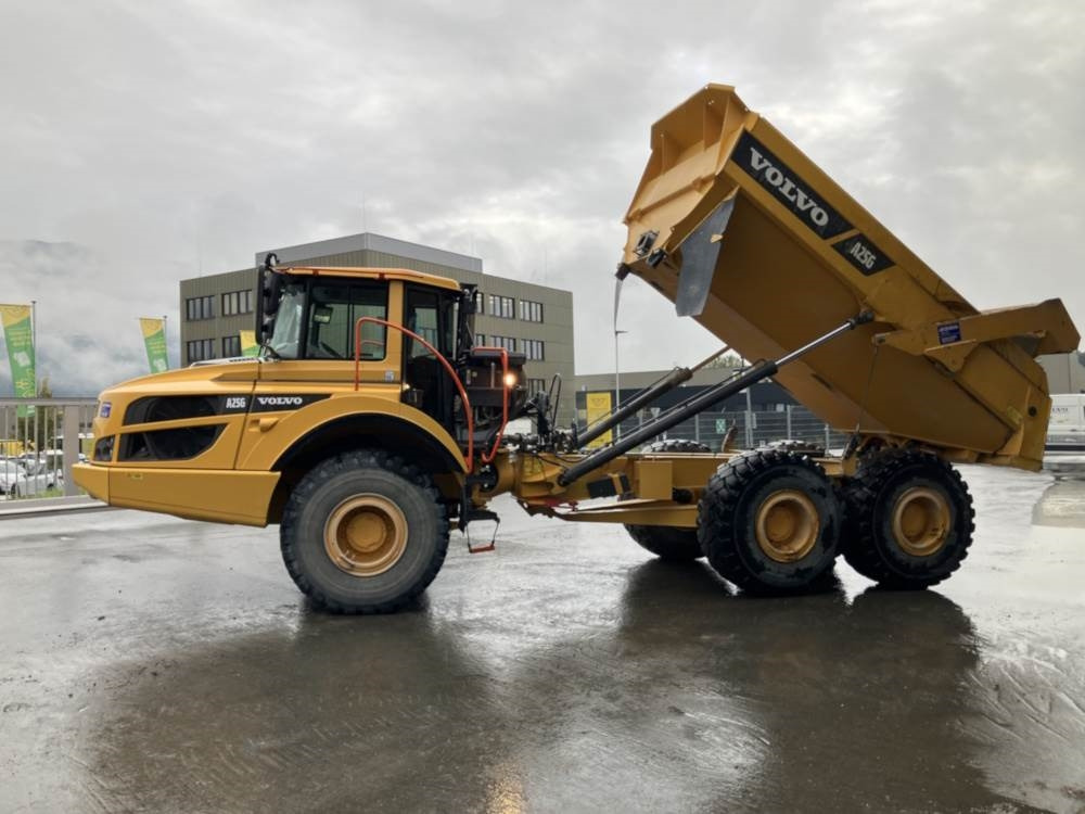 Volvo A25G - Artikulētias pašizgāzējs: foto 5 Volvo A25G - Artikulētias pašizgāzējs: foto 5