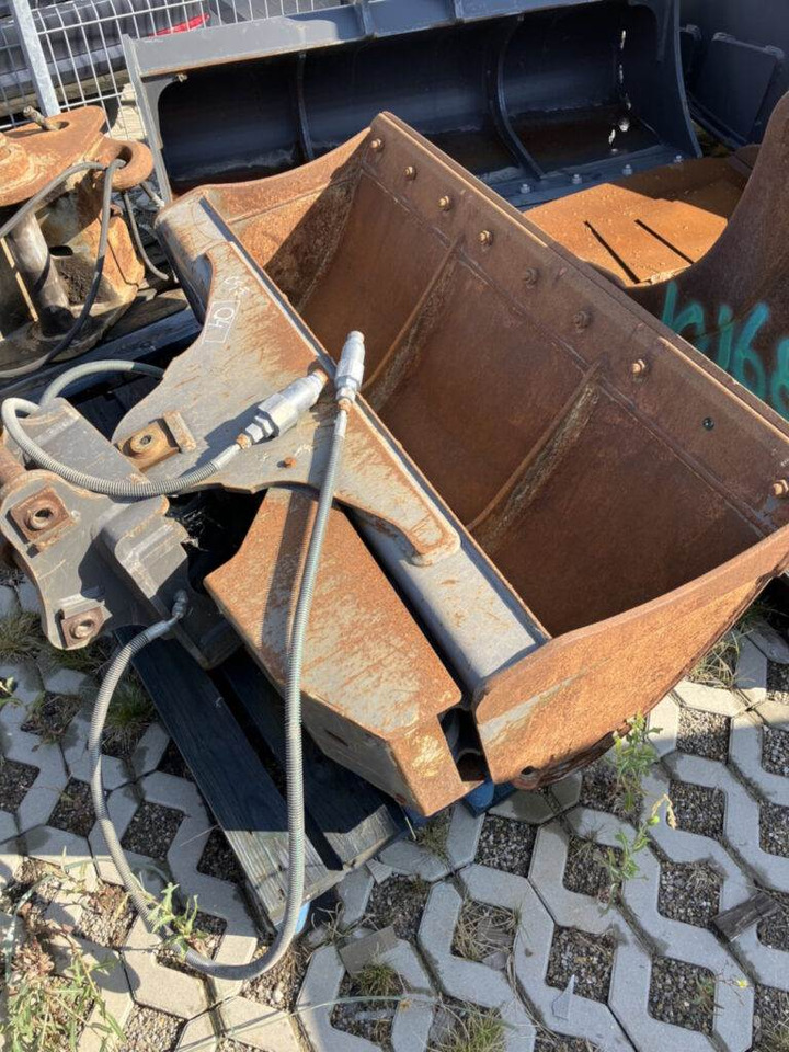 Volvo Böschungslöffel hydr. - Ekskavators-iekrāvējs: foto 1 Volvo Böschungslöffel hydr. - Ekskavators-iekrāvējs: foto 1