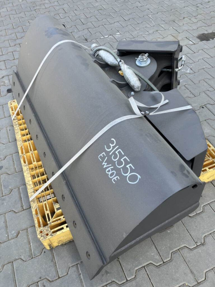 Volvo Böschungslöffel schwenkbar - Festanbau - Ekskavators-iekrāvējs: foto 3 Volvo Böschungslöffel schwenkbar - Festanbau - Ekskavators-iekrāvējs: foto 3
