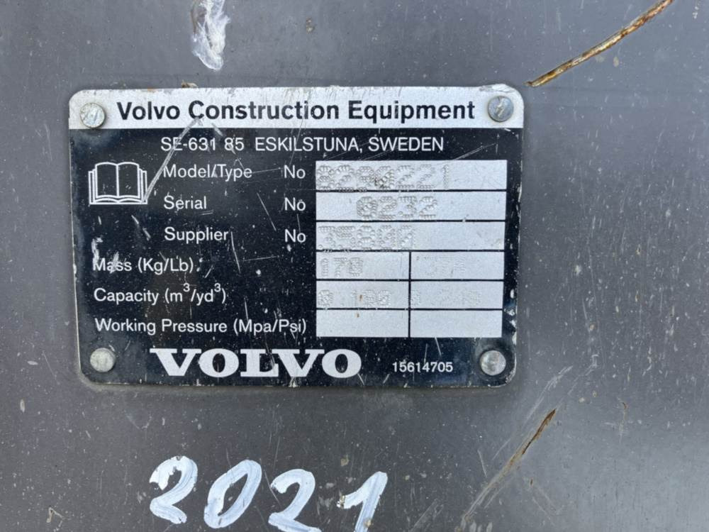 Volvo Böschungslöffel starr - Ekskavators-iekrāvējs: foto 4 Volvo Böschungslöffel starr - Ekskavators-iekrāvējs: foto 4