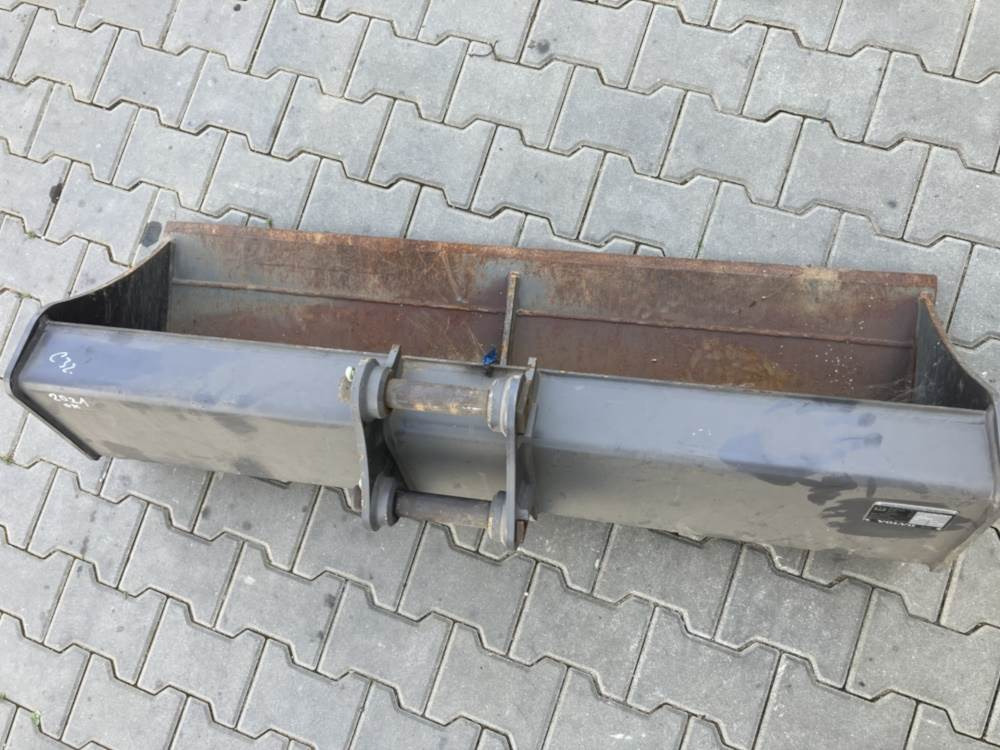 Volvo Böschungslöffel starr - Festanbau - Ekskavators-iekrāvējs: foto 2 Volvo Böschungslöffel starr - Festanbau - Ekskavators-iekrāvējs: foto 2