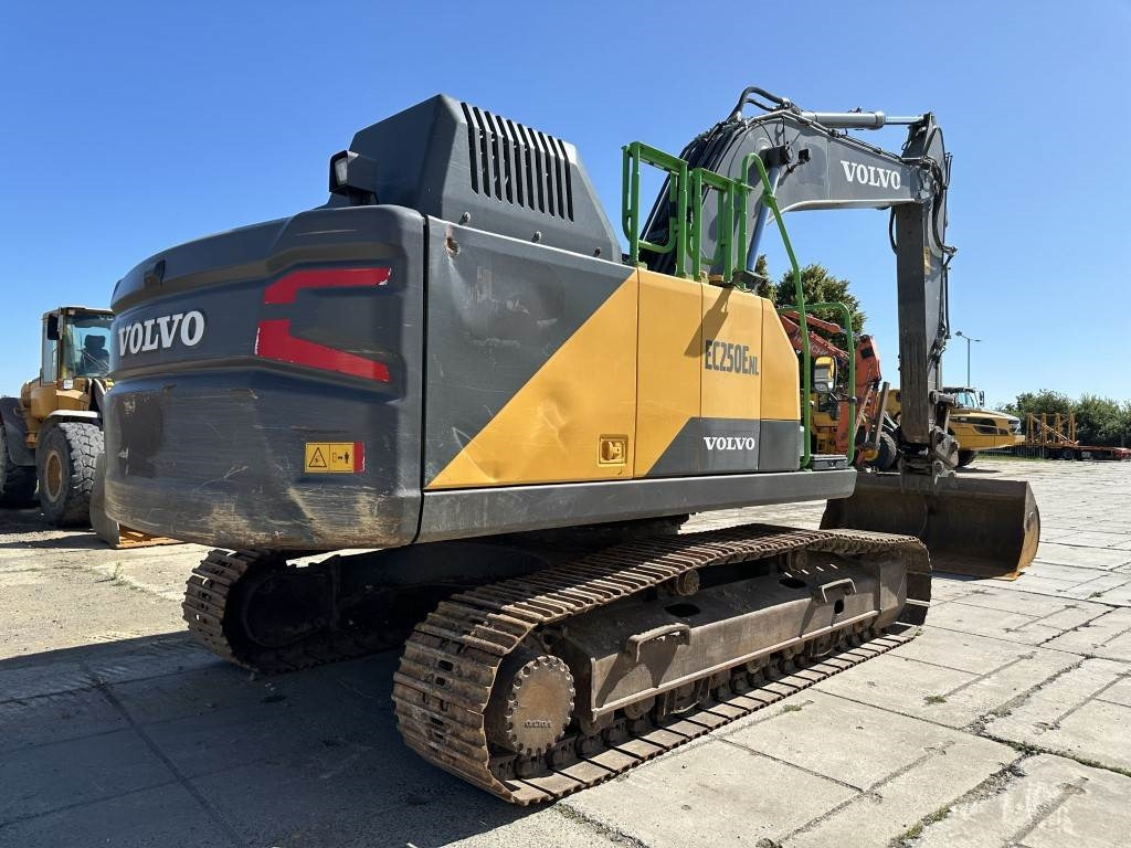 Volvo EC250ENL - Kāpurķēžu ekskavators: foto 3 Volvo EC250ENL - Kāpurķēžu ekskavators: foto 3