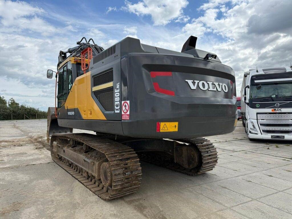 Volvo EC380ENL - Kāpurķēžu ekskavators: foto 2 Volvo EC380ENL - Kāpurķēžu ekskavators: foto 2