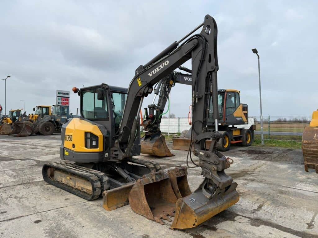 Volvo ECR50F - Mini-ekskavators: foto 2 Volvo ECR50F - Mini-ekskavators: foto 2