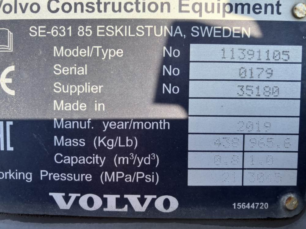 Volvo Klappschaufel mit Messer TPZ - Kauss: foto 5 Volvo Klappschaufel mit Messer TPZ - Kauss: foto 5