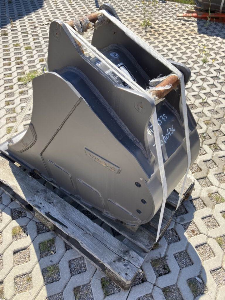 Volvo Tieflöffel mit Messer S50 - Ekskavators-iekrāvējs: foto 3 Volvo Tieflöffel mit Messer S50 - Ekskavators-iekrāvējs: foto 3
