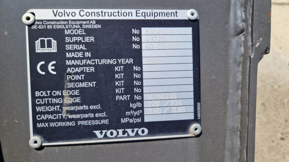 Volvo Tieflöffel mit Messer - Ekskavators-iekrāvējs: foto 5 Volvo Tieflöffel mit Messer - Ekskavators-iekrāvējs: foto 5