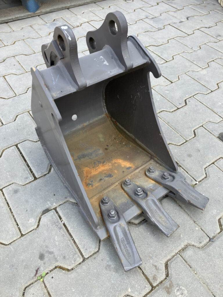 Volvo Tieflöffel mit Zähnen - Festanbau - Ekskavators-iekrāvējs: foto 1 Volvo Tieflöffel mit Zähnen - Festanbau - Ekskavators-iekrāvējs: foto 1