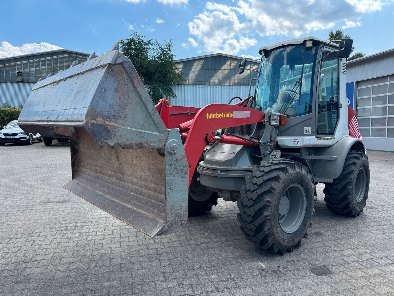Atlas Radlader AR 75 S Neues Motor mit ca. 60 Stunden - Riteņu iekrāvējs: foto 4 Atlas Radlader AR 75 S Neues Motor mit ca. 60 Stunden - Riteņu iekrāvējs: foto 4