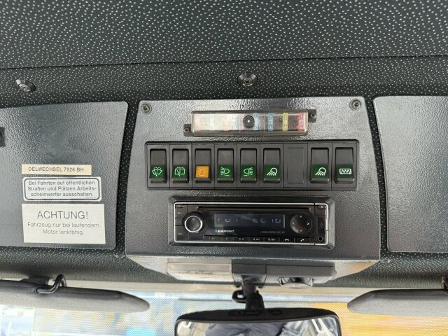 BOMAG BW 174 AP-4 AM Walze 12 Ton *Vibrator *Streuer - Veltnis: foto 4 BOMAG BW 174 AP-4 AM Walze 12 Ton *Vibrator *Streuer - Veltnis: foto 4