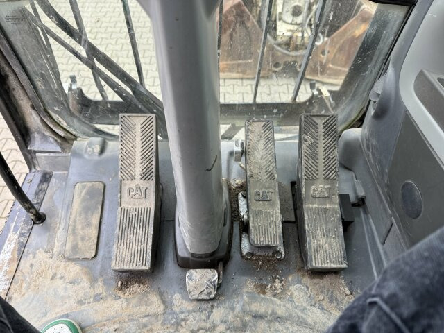 CAT M318D Mobilbagger *9.235 h *Schnellw. *Greifer - Riteņu ekskavators: foto 5 CAT M318D Mobilbagger *9.235 h *Schnellw. *Greifer - Riteņu ekskavators: foto 5