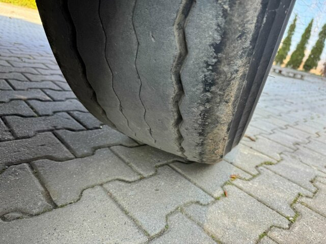 Carnehl CHKS/HH Kipperauflieger THERMO - Puspiekabe pašizgāzējs: foto 4 Carnehl CHKS/HH Kipperauflieger THERMO - Puspiekabe pašizgāzējs: foto 4