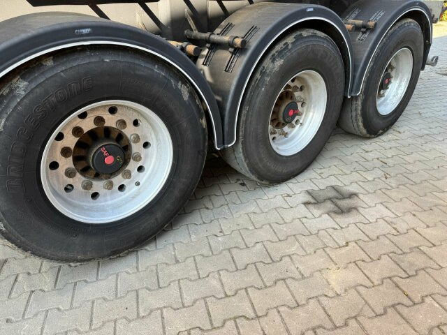 Carnehl CHKS/HH Kipperauflieger THERMO - Puspiekabe pašizgāzējs: foto 5 Carnehl CHKS/HH Kipperauflieger THERMO - Puspiekabe pašizgāzējs: foto 5