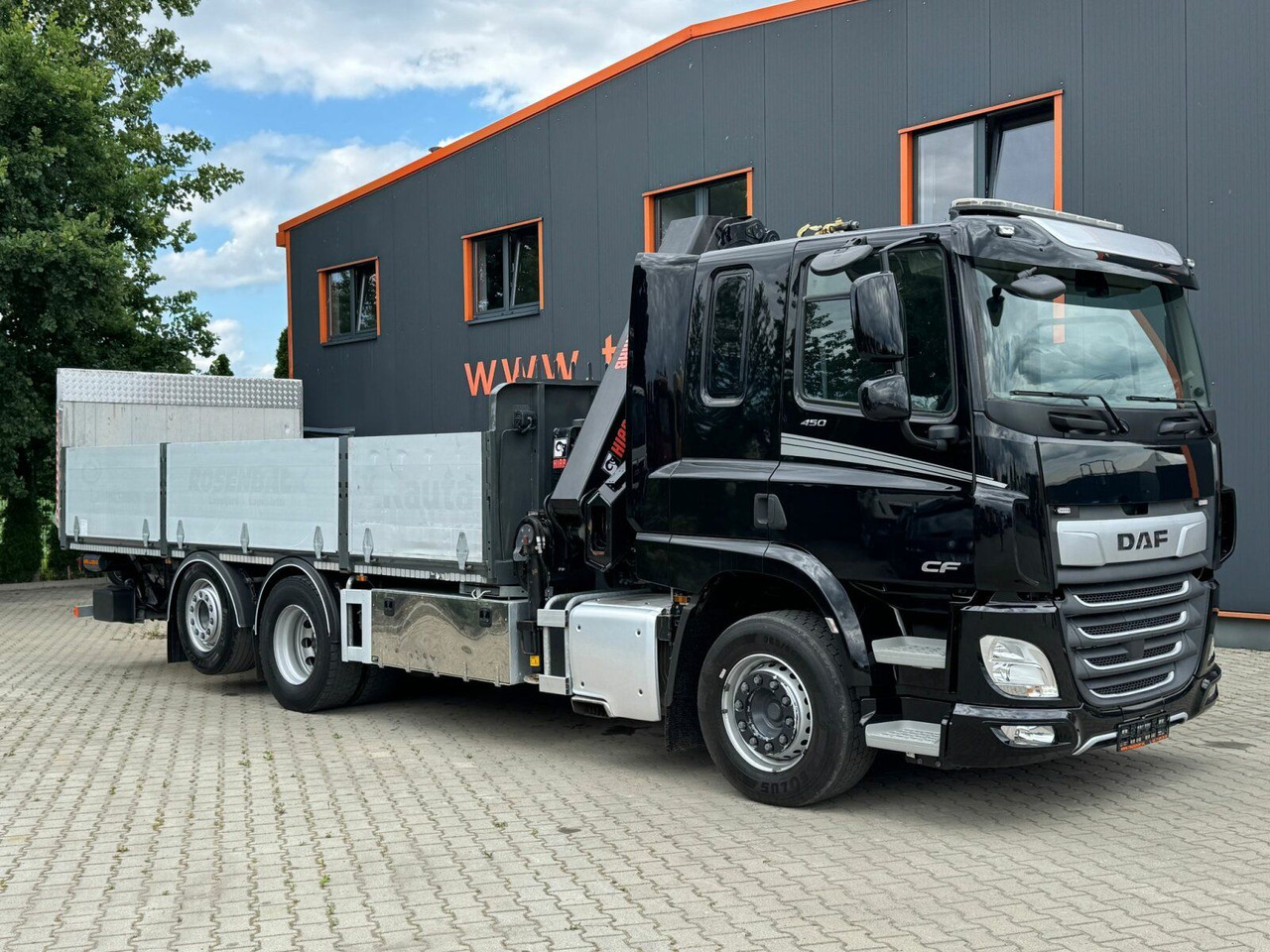 DAF CF 450 FAN 6x2 Pritsche mit Kran HIAB 188 E-6 - Bortu kravas automašīna/ Platforma, Kravas auto ar manipulatoru: foto 4 DAF CF 450 FAN 6x2 Pritsche mit Kran HIAB 188 E-6 - Bortu kravas automašīna/ Platforma, Kravas auto ar manipulatoru: foto 4