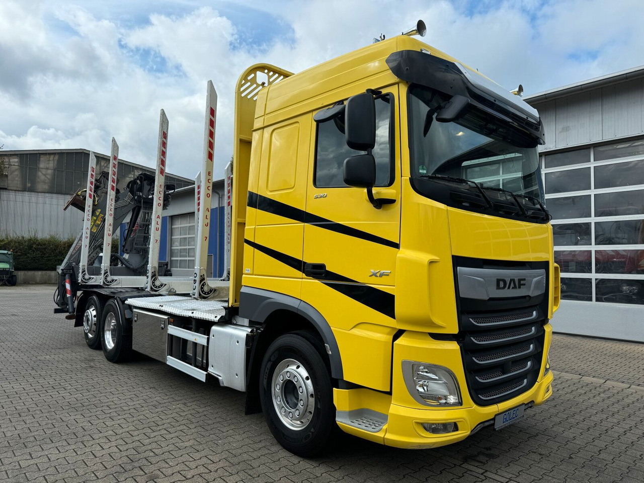 DAF XF 530 6x2 Holztransport Kran PENZ 15Z9.50 *Anh. - Kokvedējs, Kravas auto ar manipulatoru: foto 1 DAF XF 530 6x2 Holztransport Kran PENZ 15Z9.50 *Anh. - Kokvedējs, Kravas auto ar manipulatoru: foto 1