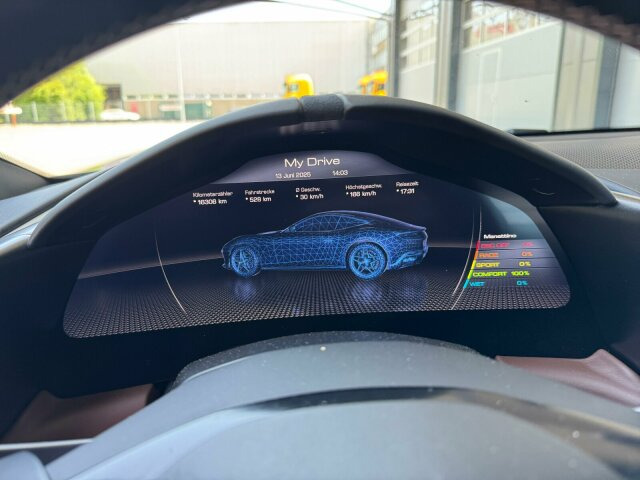 Ferrari Roma Coupe Schwarz - Kupeja: foto 2 Ferrari Roma Coupe Schwarz - Kupeja: foto 2